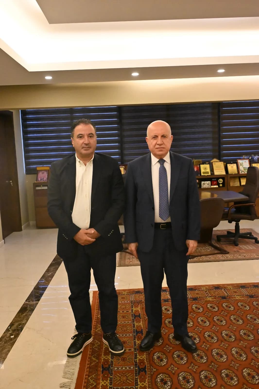 The Chairman of the Council of the South follows up on the conditions of southern villages and receives municipal delegations.