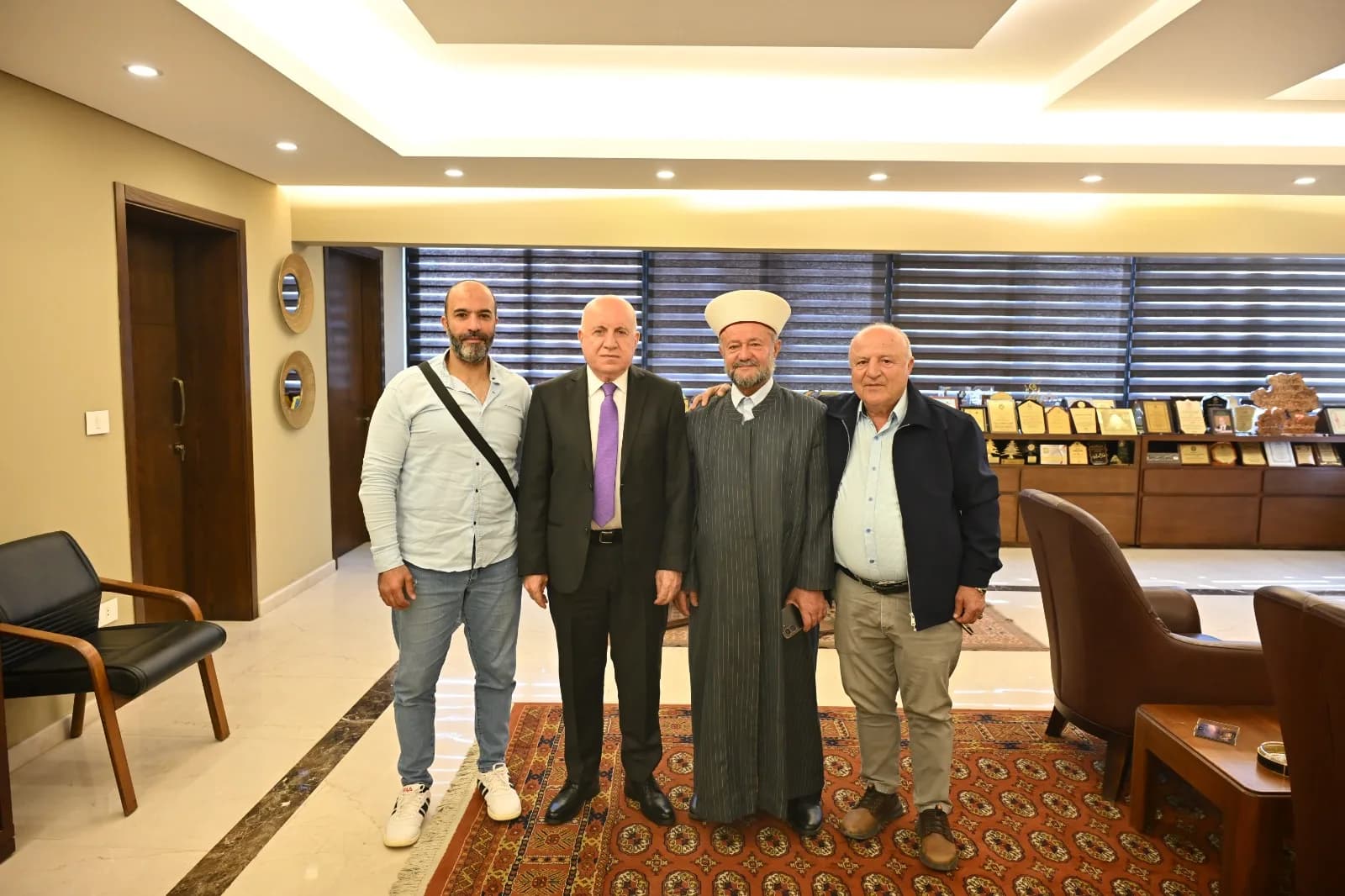 The Chairman of the Council of the South follows up on the conditions of southern villages and receives municipal delegations.