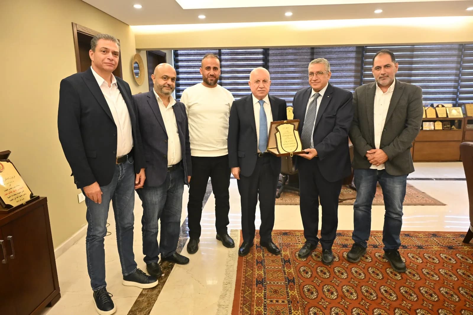 The Chairman of the Council of the South follows up on the conditions of southern villages and receives municipal delegations.