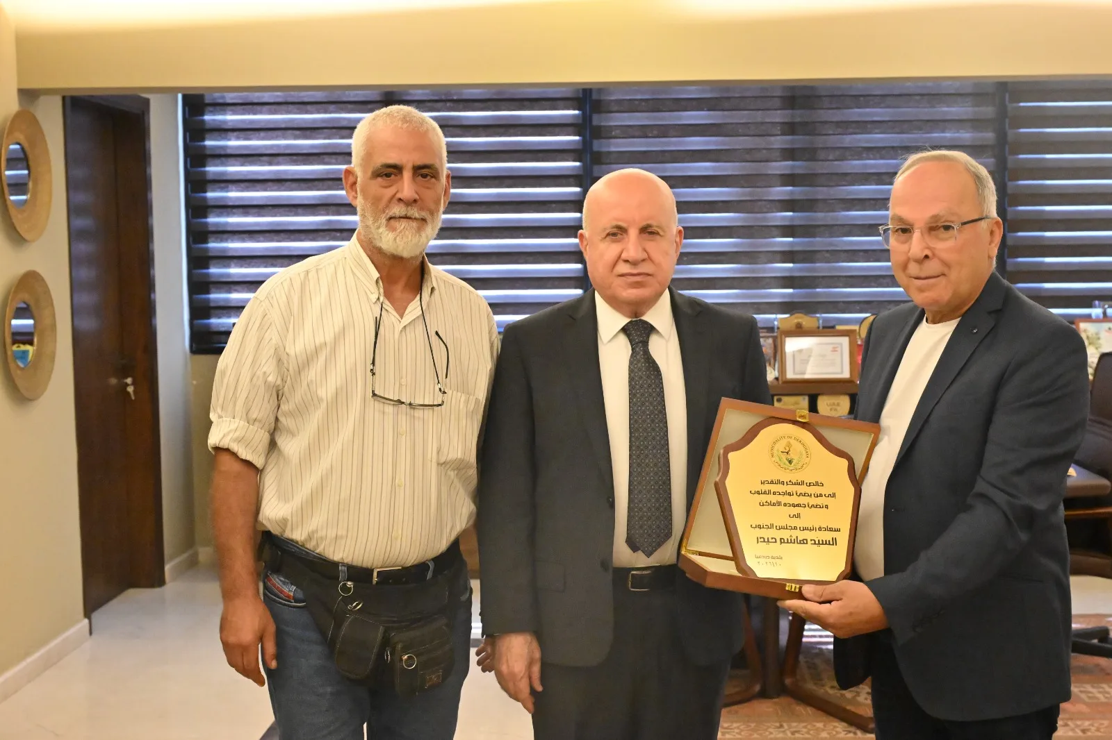 The Chairman of the Council of the South follows up on the conditions of southern villages and receives municipal delegations.